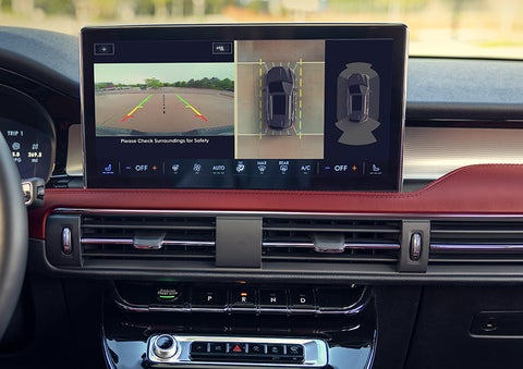 The driver of a 2024 Lincoln Corsair® SUV is shown selecting the drive mode. | Thomasville Lincoln in Thomasville GA