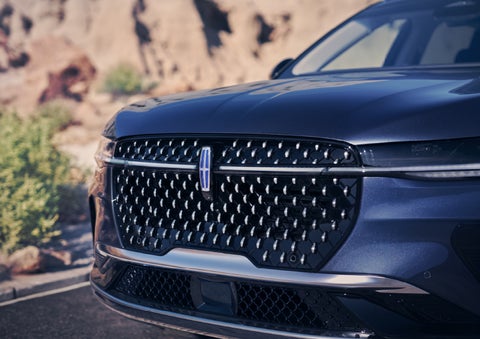 The stylish grille of a 2024 Lincoln Nautilus® SUV sparkles in the sunlight. | Thomasville Lincoln in Thomasville GA